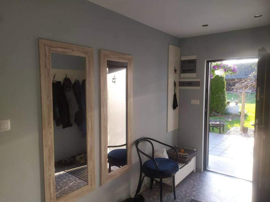Dom W Malowniczej Wsi Z Imprezowa Stodola Hot Tub Jacuzzi Villa Zakrzewo Zalesie Exterior foto